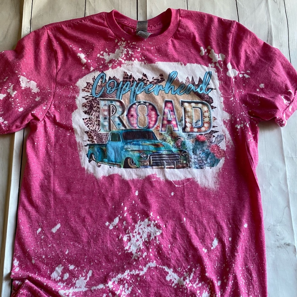 Super cute copperhead road tee